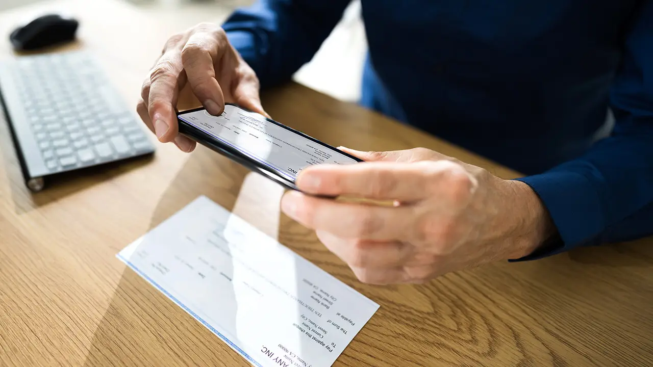 How Long Can a Bank Hold a Check By Law